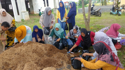 Peatihan Budidaya Tanaman Obat Keluarga